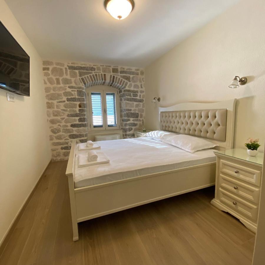 Apartments Marijaz Котор Екстериор снимка