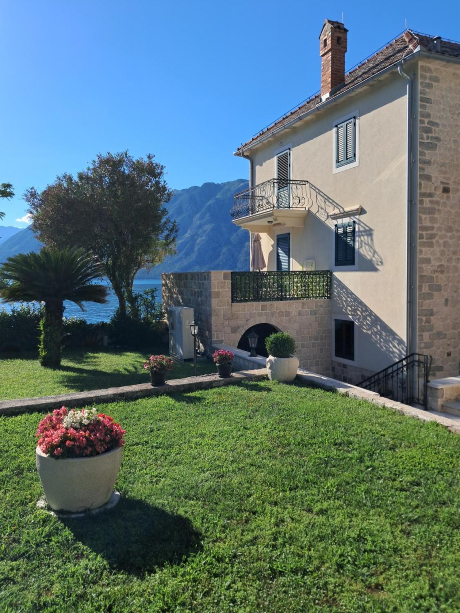 Apartments Marijaz Котор Екстериор снимка