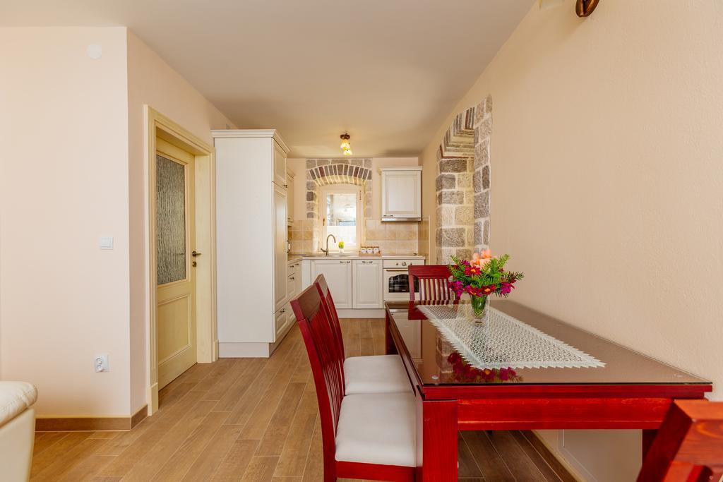 Apartments Marijaz Котор Екстериор снимка